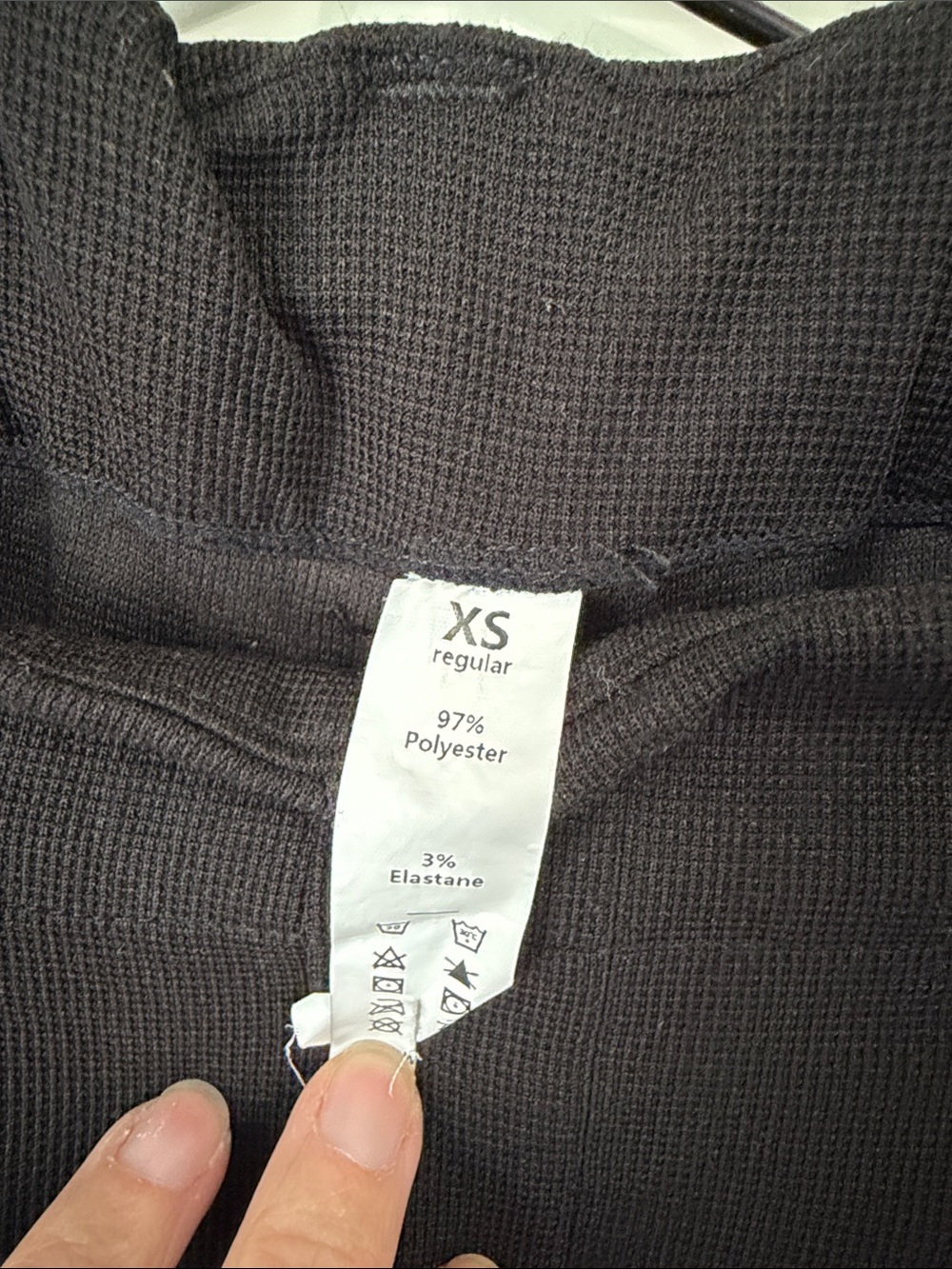 Halara Black Trousers - Picture 2 of 2